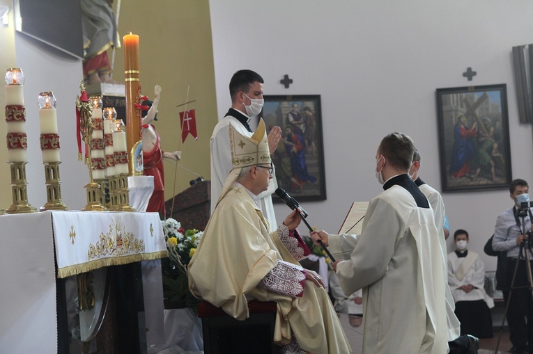 Święcenia diakonatu w Oleśnicy