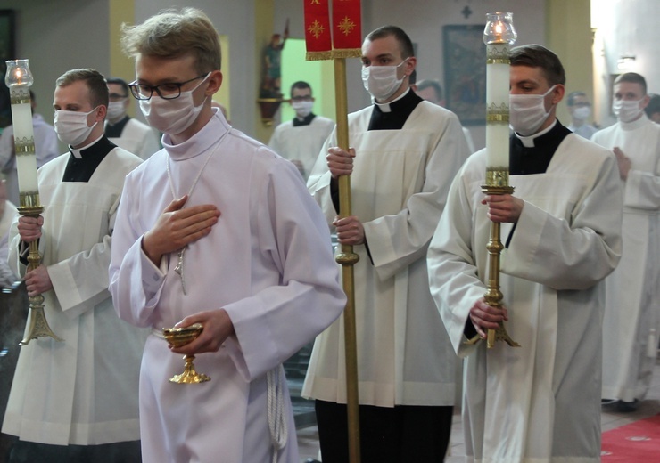 Święcenia diakonatu w Oleśnicy