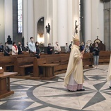 Msza pontyfikalna z okazji Międzynarodowego Dnia Pielęgniarek i Położnych w Katedrze.