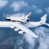 An-225 został zaprojektowany   w celu przenoszenia  wahadłowców kosmicznych