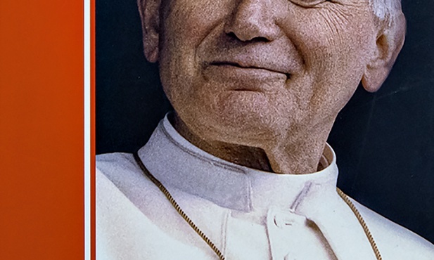 100 cudów
na 100-lecie urodzin
św. Jana Pawła II
Wydawnictwo św. Stanisława BM
Kraków 2020
ss. 200