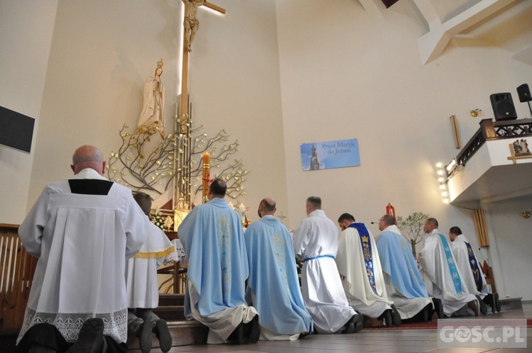 Figura Matki Bożej Fatimskiej przejechała ulicami Gubina