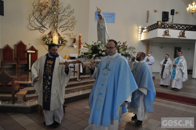 Figura Matki Bożej Fatimskiej przejechała ulicami Gubina