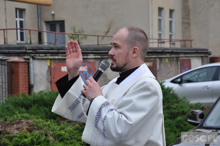 Figura Matki Bożej Fatimskiej przejechała ulicami Gubina