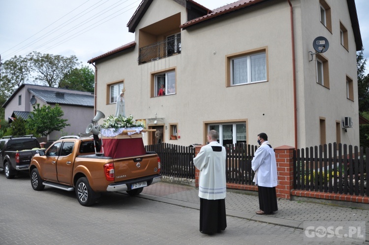 Figura Matki Bożej Fatimskiej przejechała ulicami Gubina