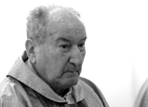 Śp. ks. Stefan Sochaj (1932-2020).