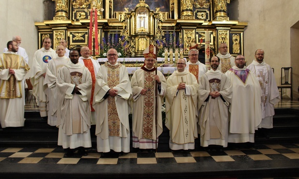 Augustianie mają nowego kapłana. Święcenia w czasie pandemii