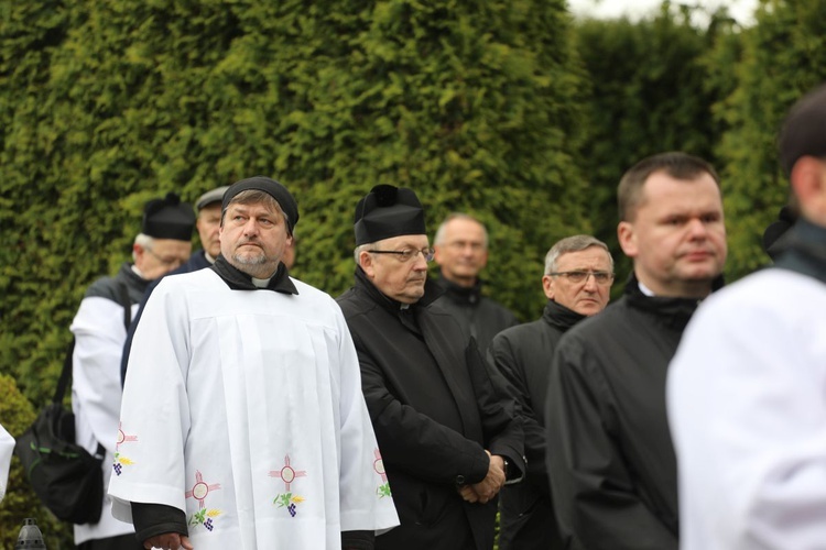 Pogrzeb śp. ks. Michała Klisia w Międzybrodziu Żywieckim