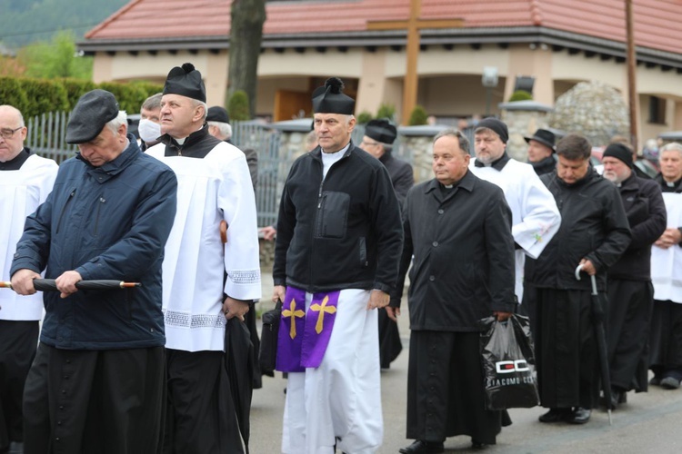 Pogrzeb śp. ks. Michała Klisia w Międzybrodziu Żywieckim