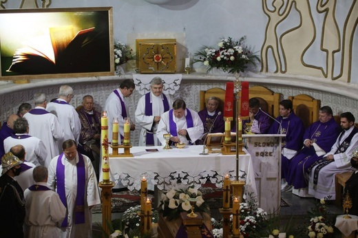Pogrzeb śp. ks. Michała Klisia w Międzybrodziu Żywieckim