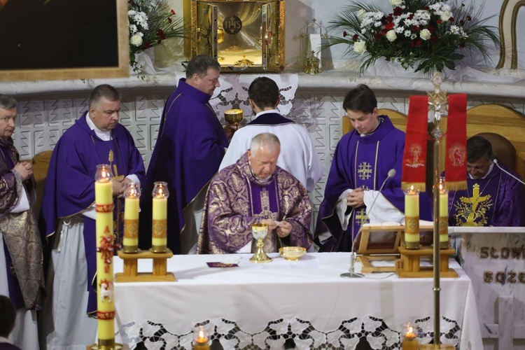 Pogrzeb śp. ks. Michała Klisia w Międzybrodziu Żywieckim