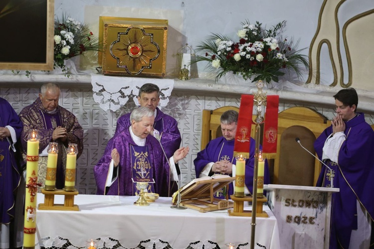 Pogrzeb śp. ks. Michała Klisia w Międzybrodziu Żywieckim