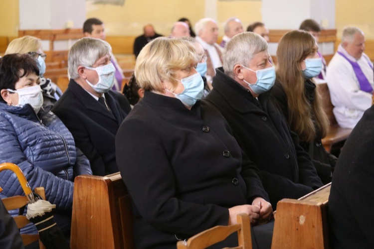 Pogrzeb śp. ks. Michała Klisia w Międzybrodziu Żywieckim