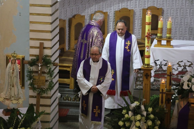 Pogrzeb śp. ks. Michała Klisia w Międzybrodziu Żywieckim