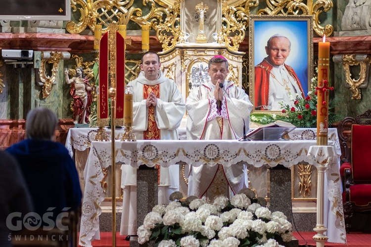 Msza św. z okazji 100. rocznicy urodzin św. Jana Pawła II w Świdnicy