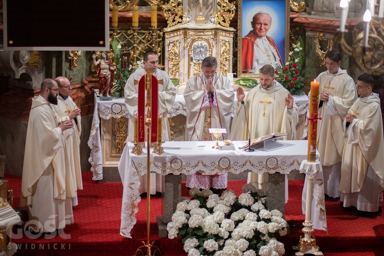 Msza św. z okazji 100. rocznicy urodzin św. Jana Pawła II w Świdnicy