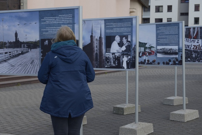 Wystawa poświęcona Janowi Pawłowi II 