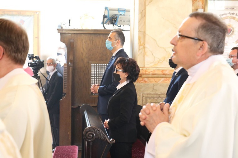 Wadowice. Msza św. z okazji setnej rocznicy urodzin św. Jana Pawła II