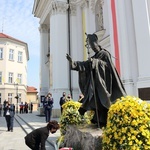 Wadowice. Msza św. z okazji setnej rocznicy urodzin św. Jana Pawła II