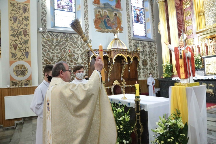 Zaborów. Poświęcenie figury św. Jana Pawła II