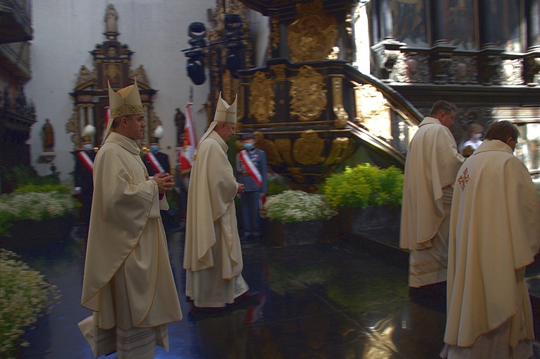 Msza św. w 100. rocznicę urodzin św. Jana Pawła II w archikatedrze oliwskiej