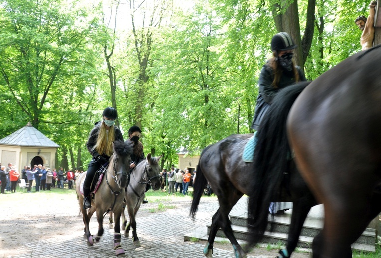 Pielgrzymka miłośników koni na Górę Świętej Anny