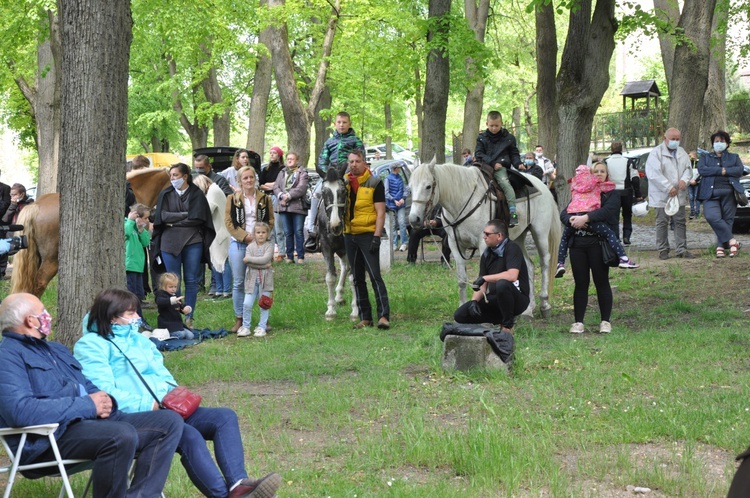 Pielgrzymka miłośników koni na Górę Świętej Anny