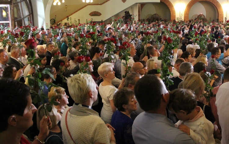 Z racji epidemii tłumów nie będzie, ale róże będą!