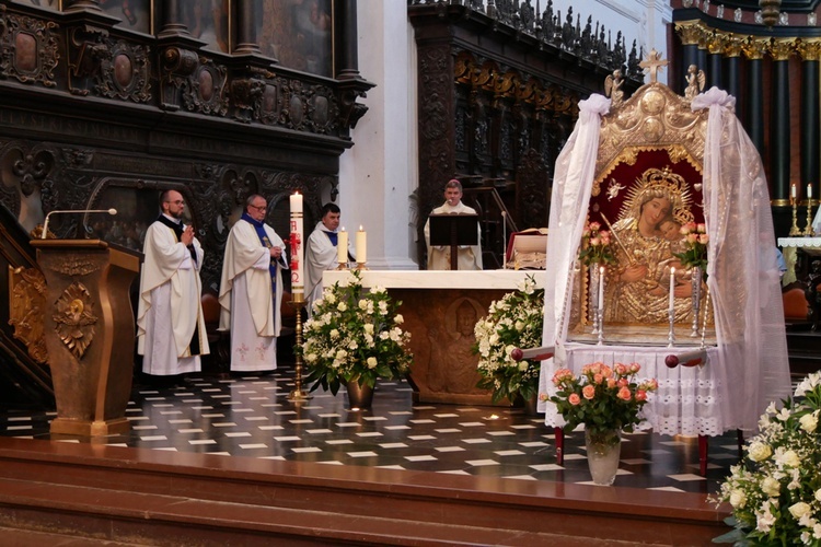 Triduum Maryjne w archikatedrze oliwskiej w Gdańsku