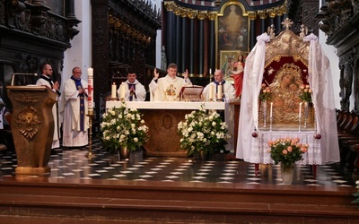 Mszy św. przewodniczył bp Zbigniew Zieliński.