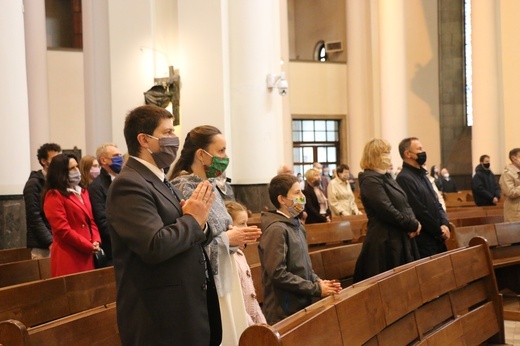Katowice. Jubileusze małżeńskie w katedrze
