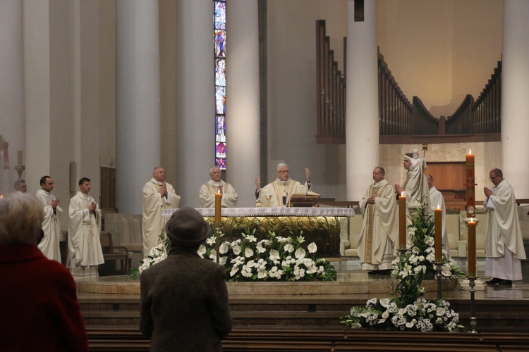 Katowice. Jubileusze małżeńskie w katedrze