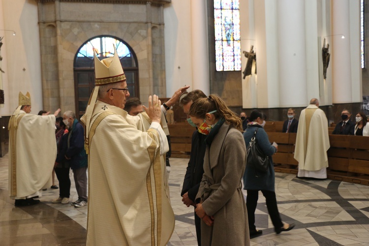 Katowice. Jubileusze małżeńskie w katedrze