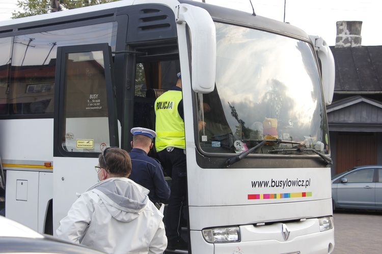 365. Łowicka Piesza Pielgrzymka na Jasną Górę - zatrzymanie przez policję