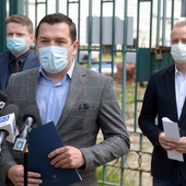 Konferencja prasowa została zorganizowana w sąsiedztwie placu budowy Radomskiego Centrum Sportu.