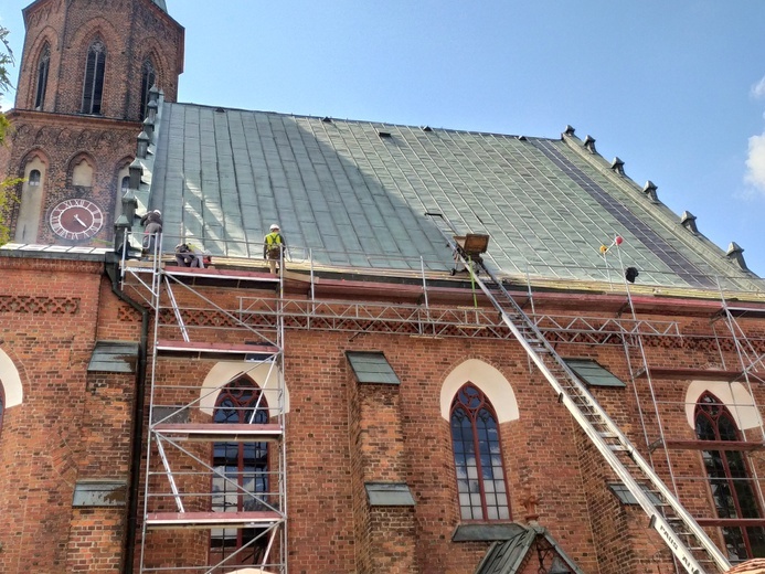 Remont kościoła pw. Podwyższenia Krzyża Świętego w Sulechowie