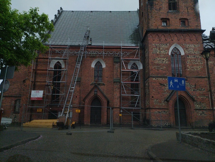Remont kościoła pw. Podwyższenia Krzyża Świętego w Sulechowie