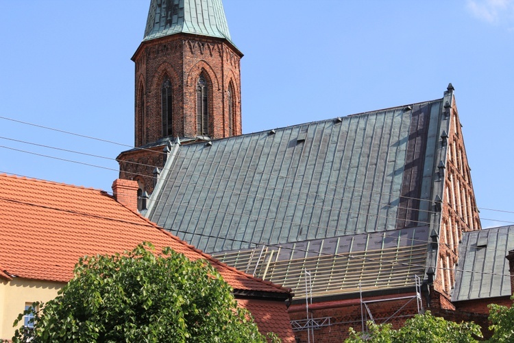 Remont kościoła pw. Podwyższenia Krzyża Świętego w Sulechowie