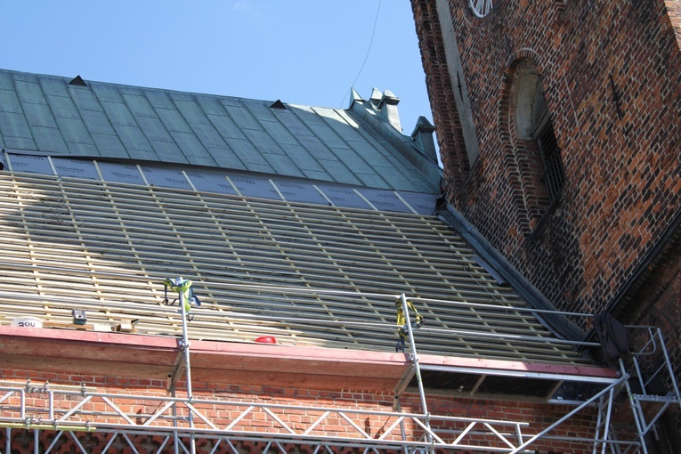 Remont kościoła pw. Podwyższenia Krzyża Świętego w Sulechowie