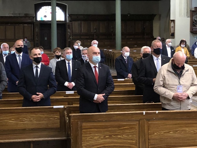 Msza św. z okazji 30-lecia samorządności w Dzierżoniowie