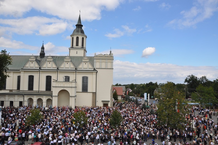 Obchody 50. rocznicy koronacji w 2012 roku.