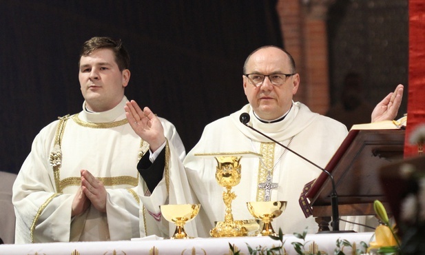 Msza św. w 25. rocznicę święceń kapłańskich bp. Jacka Kicińskiego