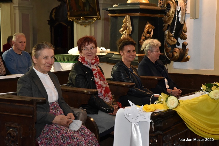 Żagań. Msza w trzecią rocznicę święceń