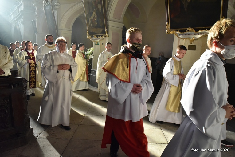Żagań. Msza w trzecią rocznicę święceń