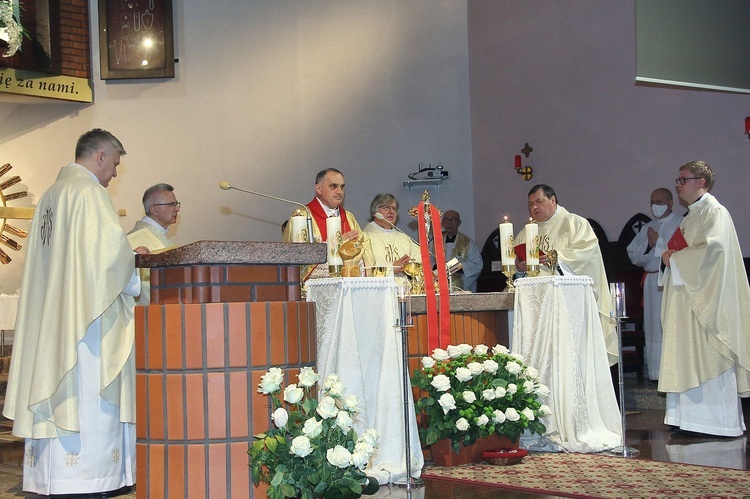 Relikwie św. Brata Alberta Chmielowskiego i św. Rafała Kalinowskiego w słupskim sanktuarium