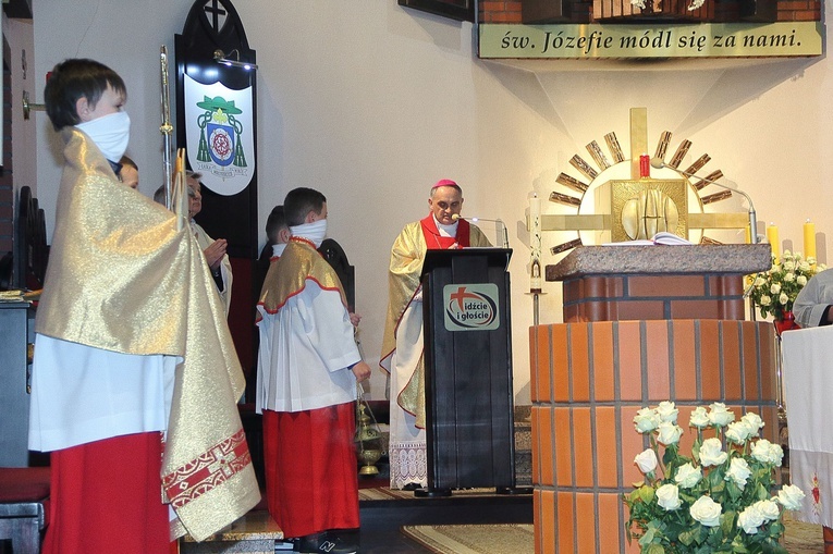 Relikwie św. Brata Alberta Chmielowskiego i św. Rafała Kalinowskiego w słupskim sanktuarium