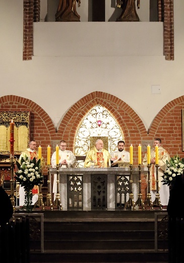 Święcenia diakonatu