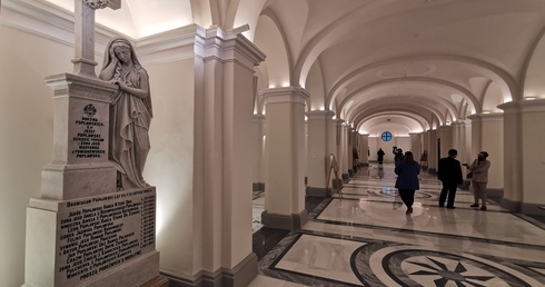 Najpiękniejsze katakumby w Warszawie