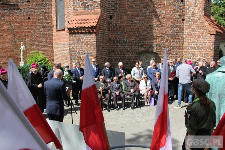 Odsłonięcie pomnika ks. Michalskiego