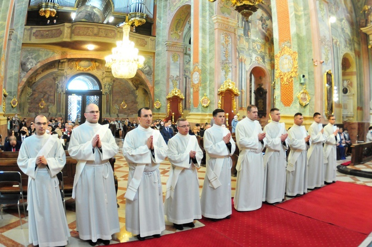 Święcenia kapłańskie w archikatedrze lubelskiej